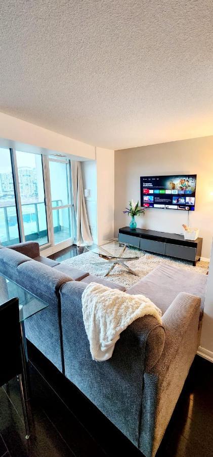 Lakefront Living Downtown Toronto - Free Parking, Gym, Indoor Pool Zewnętrze zdjęcie