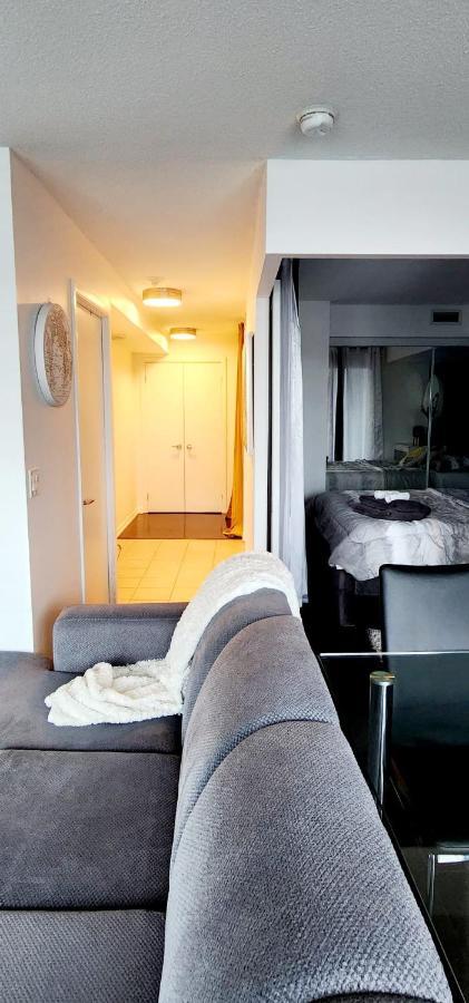 Lakefront Living Downtown Toronto - Free Parking, Gym, Indoor Pool Zewnętrze zdjęcie
